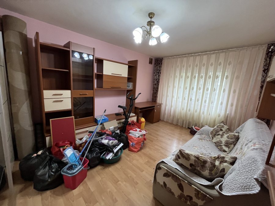 Apartament 1 camera D + loc parcare, Nicolina, prima statie