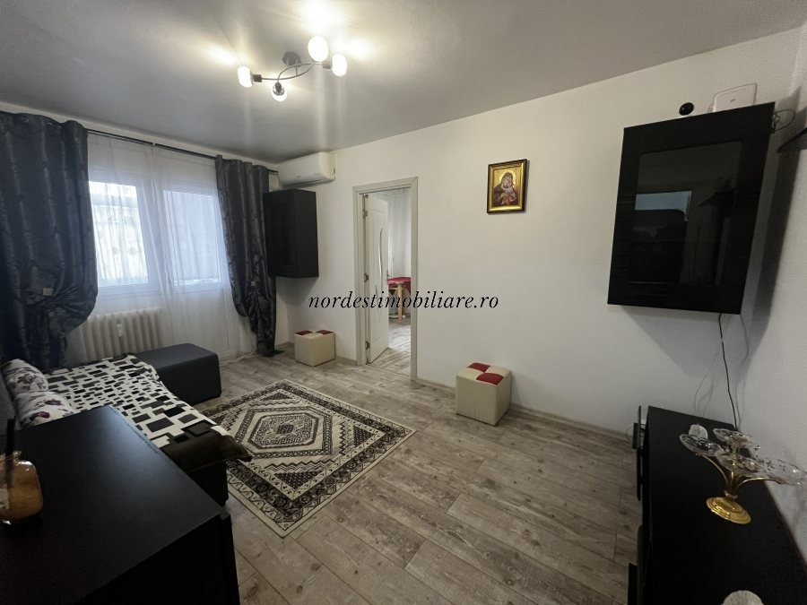 Apartament cu 2 camere – Zona Alexandru, Piața Voievozilor