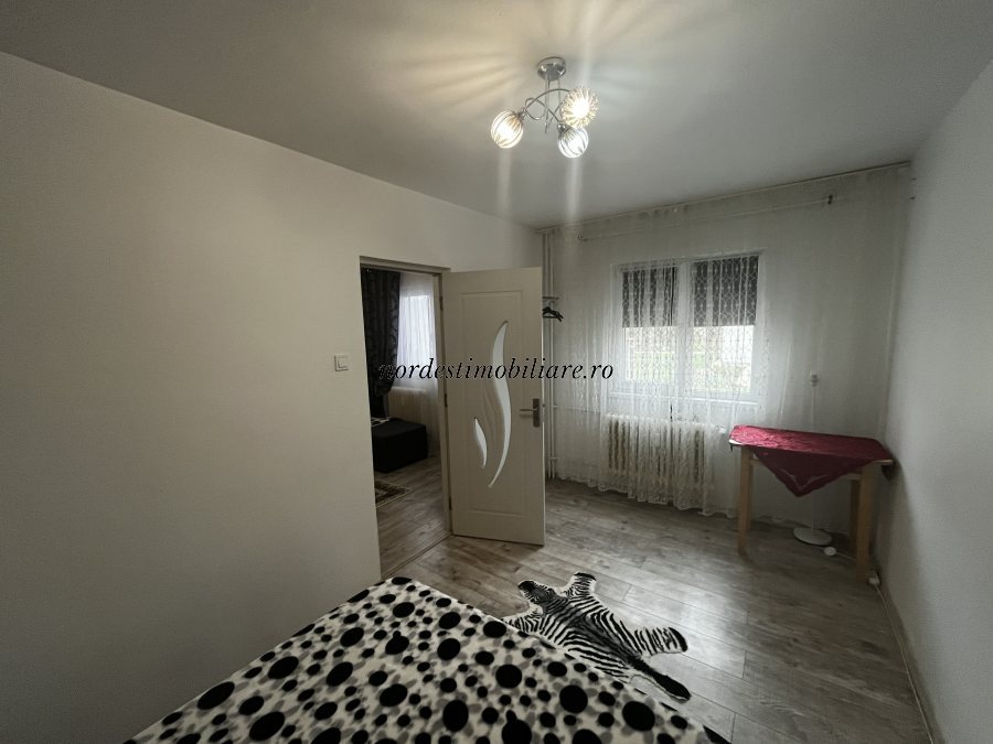 Apartament cu 2 camere – Zona Alexandru, Piața Voievozilor