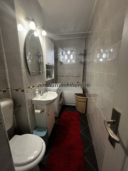 Apartament cu 2 camere – Zona Alexandru, Piața Voievozilor