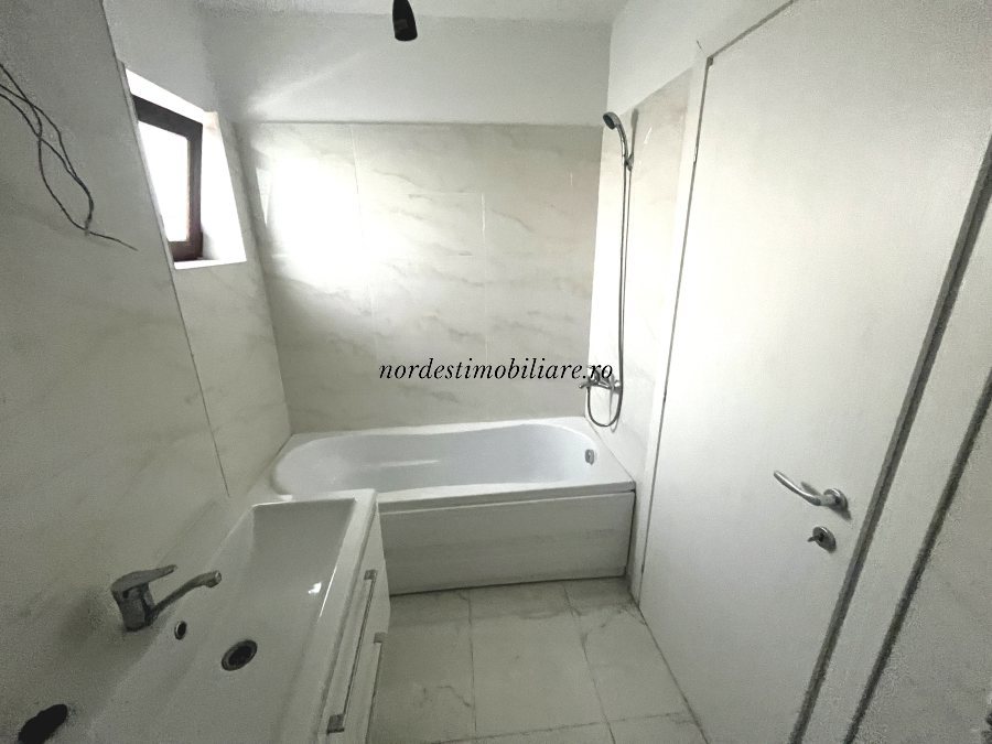 Nemobilat, apartament 2 camere, 56 mp, bloc nou, Bucium Confort