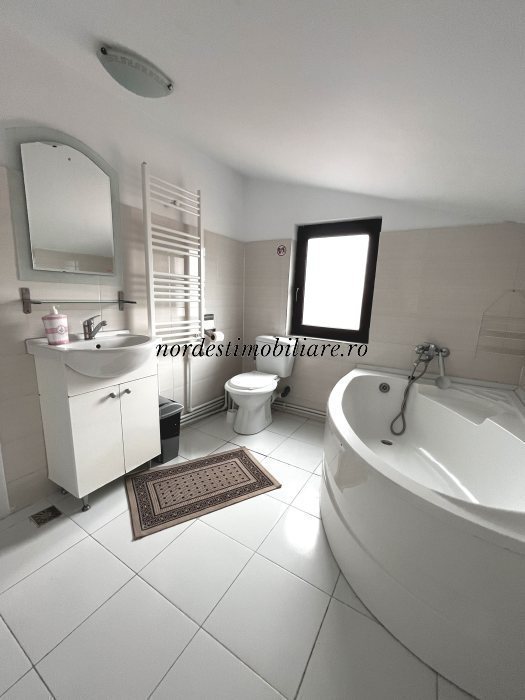 Apartament 2 camere de închiriat – Centru | UMF